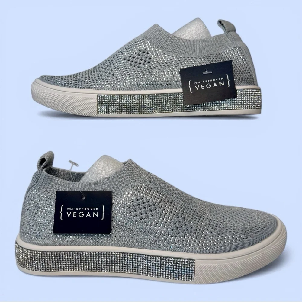 bernie mev.‎ Women's Sneakers Glamour Gray Silver Rhinestones NWT Sz US 7, EU 37